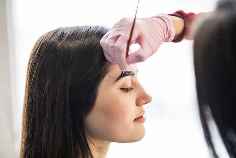 Laminado y Hena de Cejas